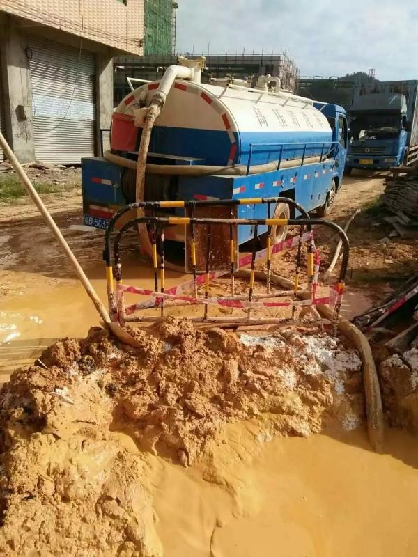 南林乡工地淤泥清淤