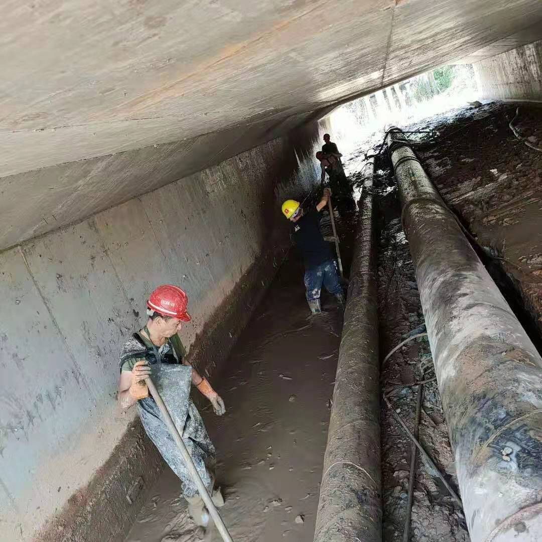 南林乡工业管道清淤